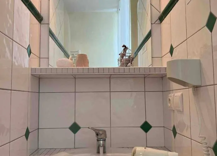 Chez Vanessa Entree Privee Avec Escalier